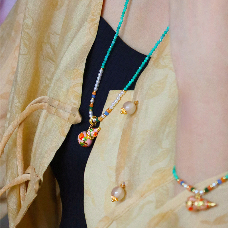 Modern Chinese Style Luxurious Pearl Gourd Sweater Necklace – Elegant Long Vintage Chain