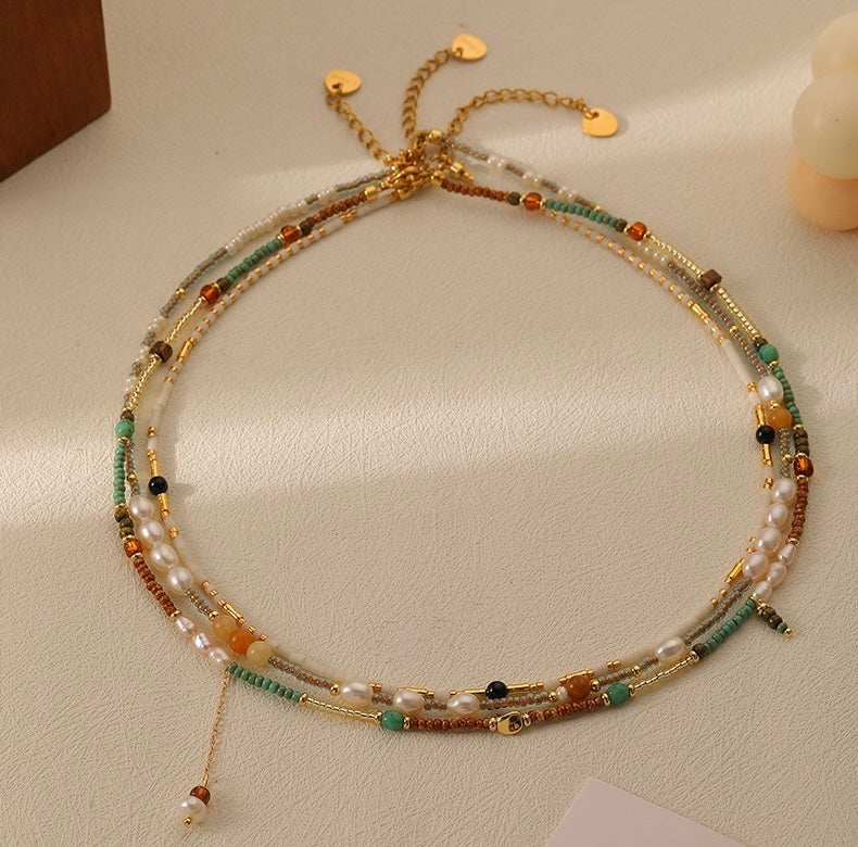 Trendy Beaded Necklace with Pearl – Colorful and Versatile Design